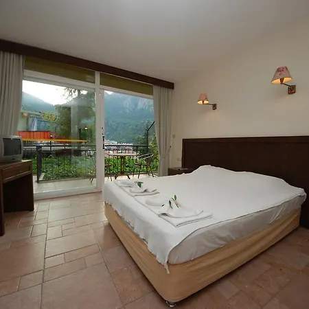 Apart Otel Es Turunç