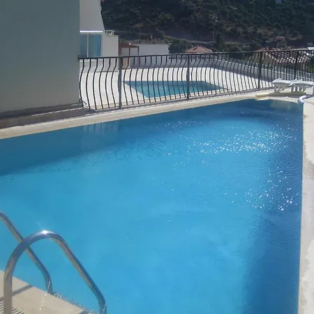 Apart Otel Es 2*