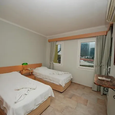 Es Apart Otel Turunç