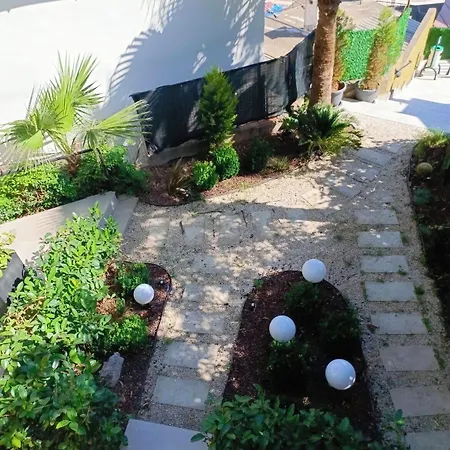 Apart Otel Es